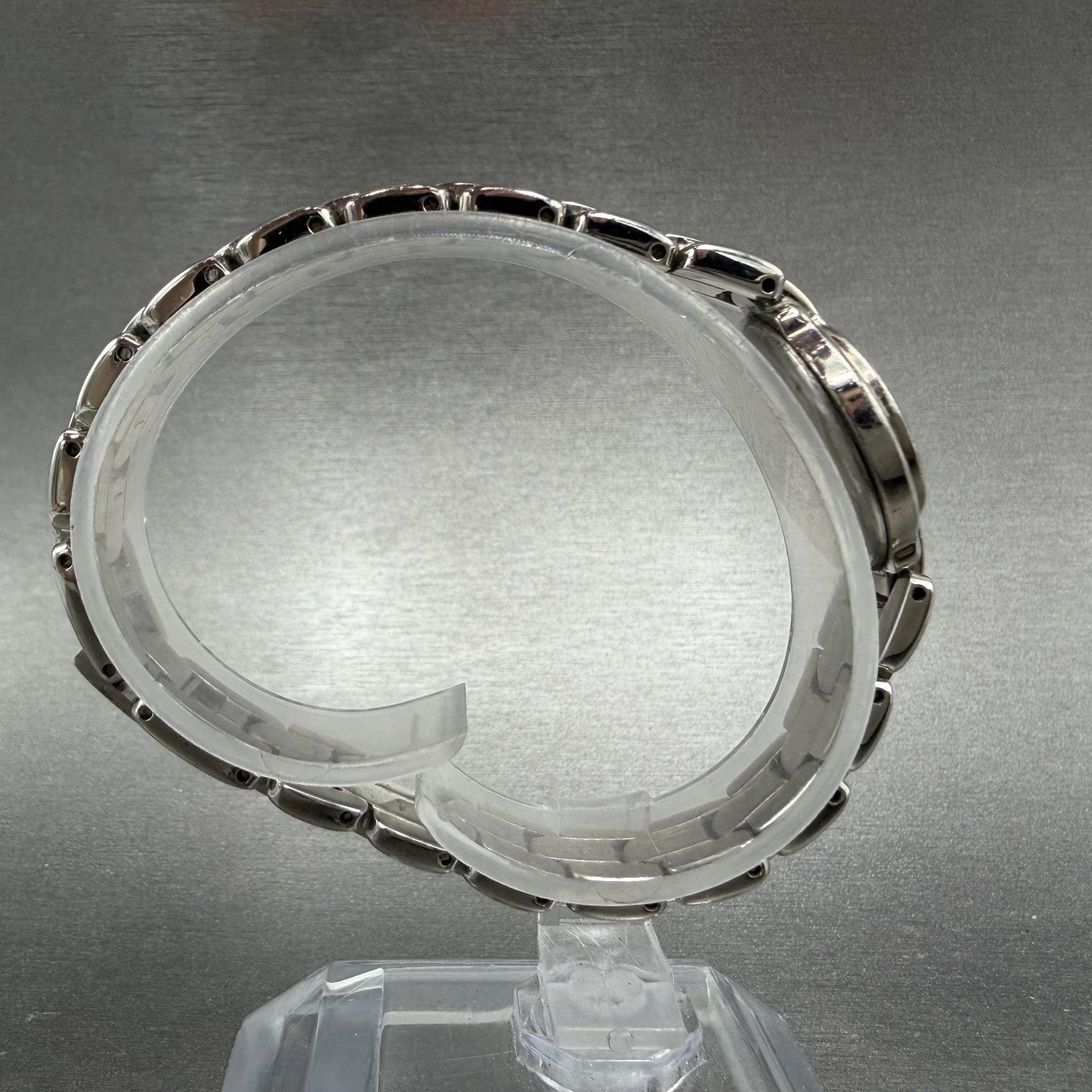 Citizen Watch Women 20mm Silver Dial Silver Tone Round 5920-S57707 New BatteryAB8