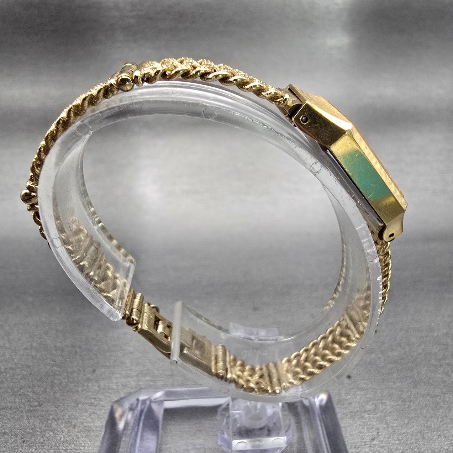 Seiko Watch Women 18mm Gold Dial Gold Tone Rectangle 2320-5300 New Battery VTG8