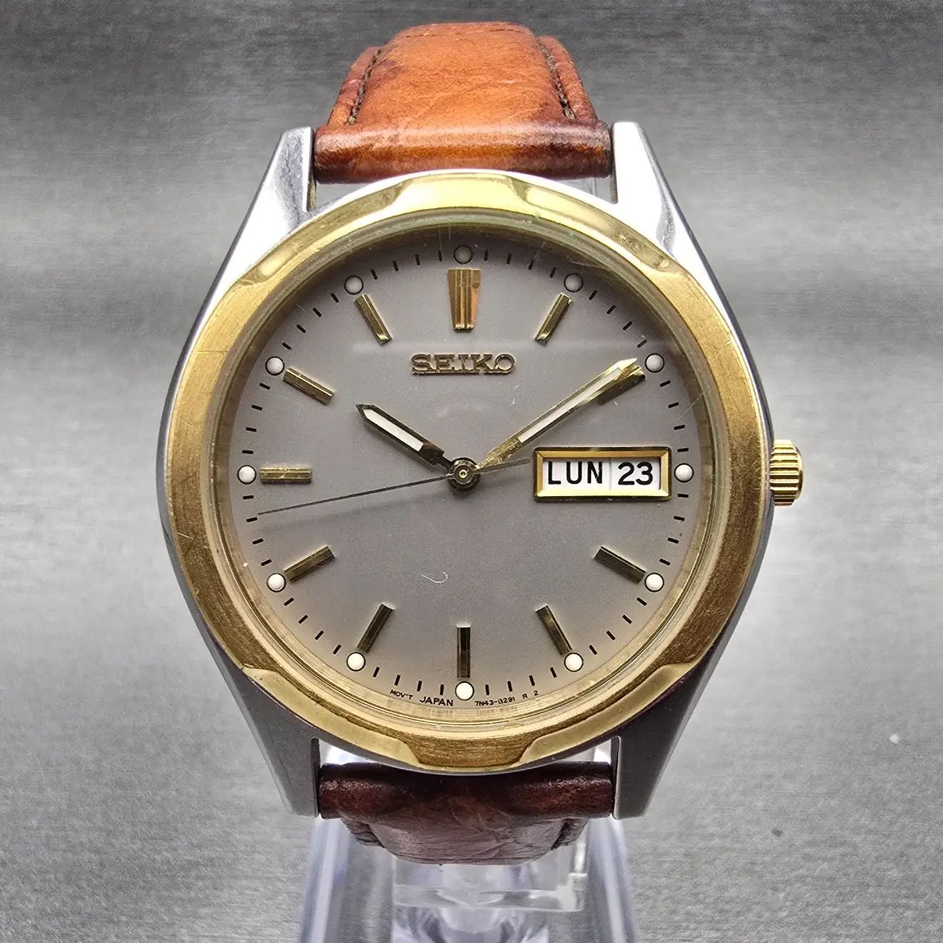 Seiko Watch Men 36mm Silver Dial Two Tone Daydate Round 7N43-8199 New Battery0