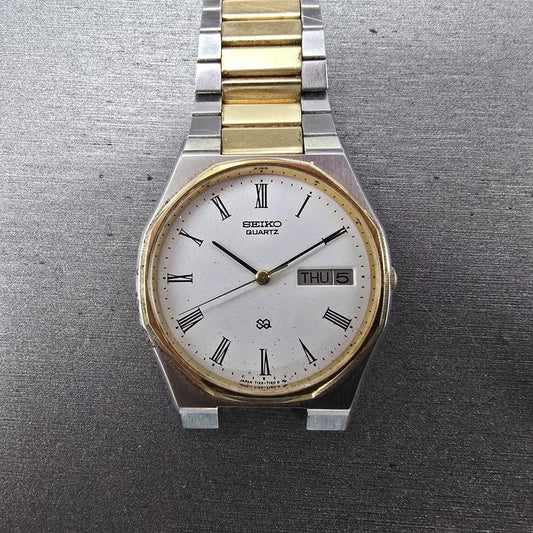 Seiko Watch Men 33mm White Dial Two Tone Daydate SQ 7132A VTG PARTS0