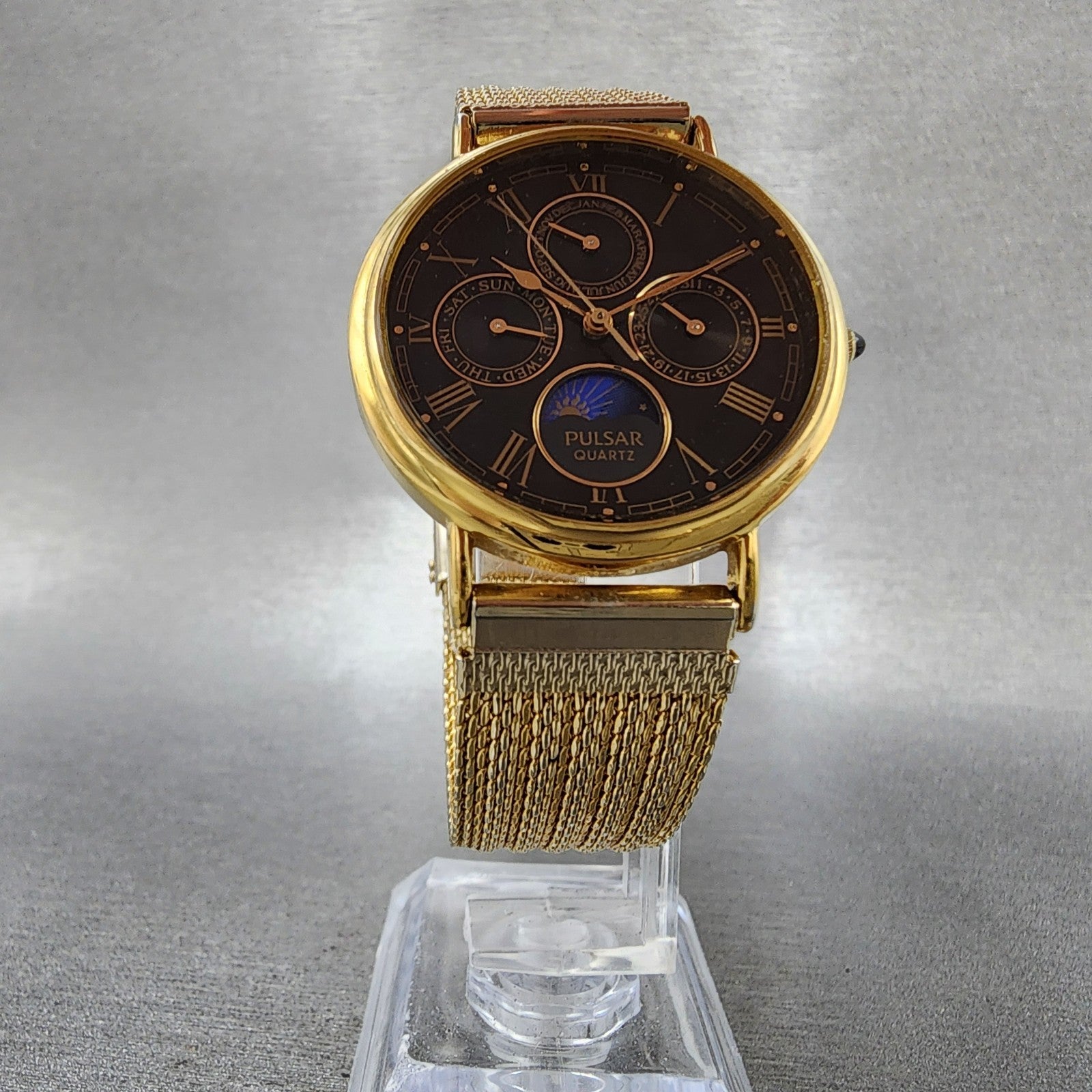 Pulsar Sun Moon Watch Men 32mm Black Dial Gold Tone Daydate Month New Battery5