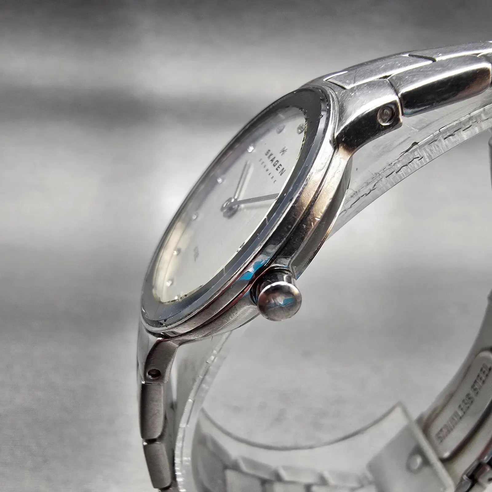 Skagen Watch Women 25mm Silver Dial Silver Tone Round 430SSXD New Battery 5.5"2