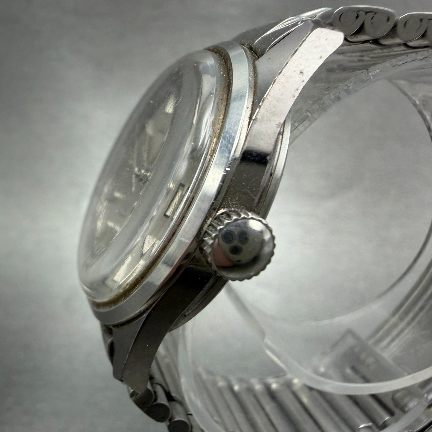 Seiko Sportsman Watch Men 34mm Silver Dial Silver Tone Date 6602-7030 Runs2