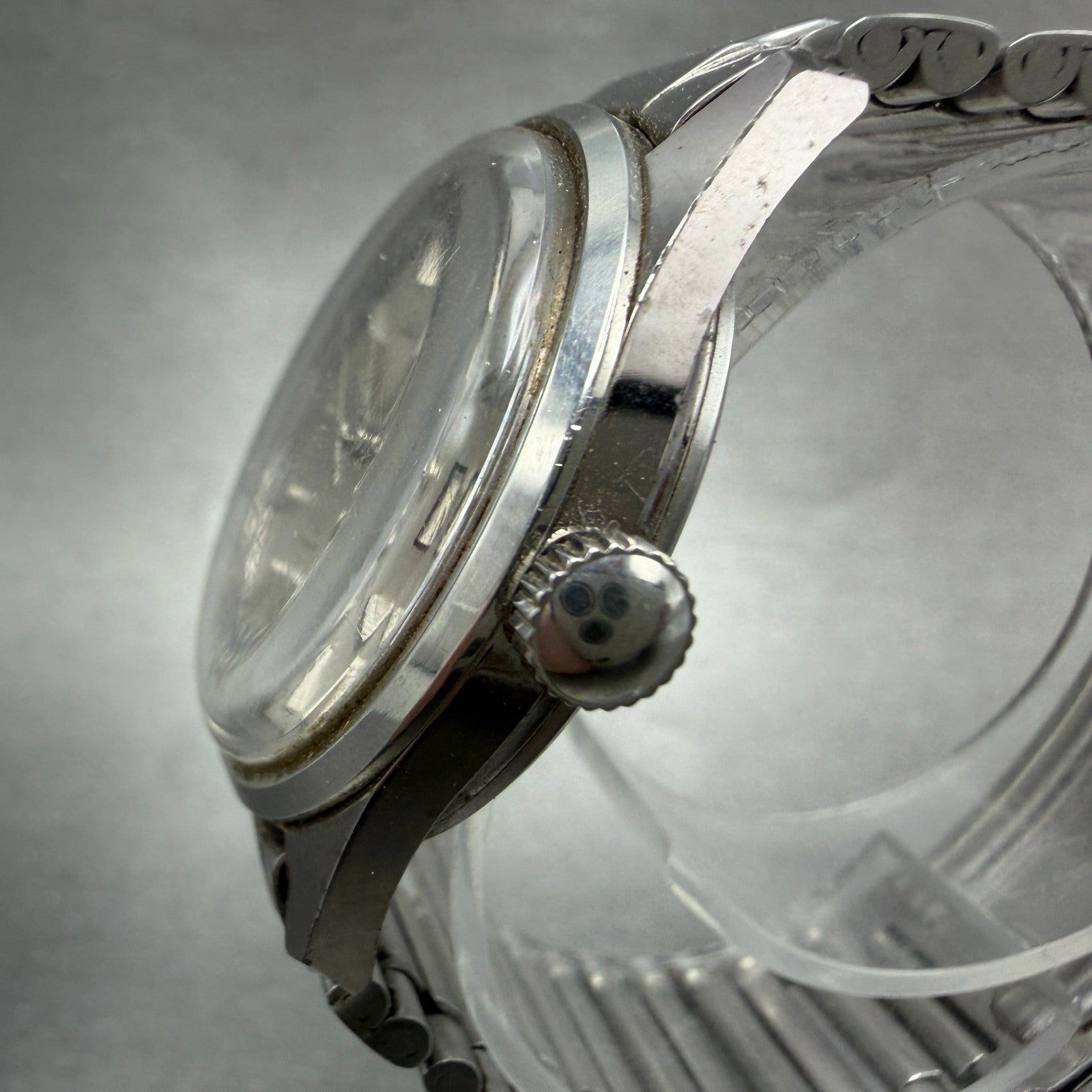 Seiko Sportsman Watch Men 34mm Silver Dial Silver Tone Date 6602-7030 Runs2