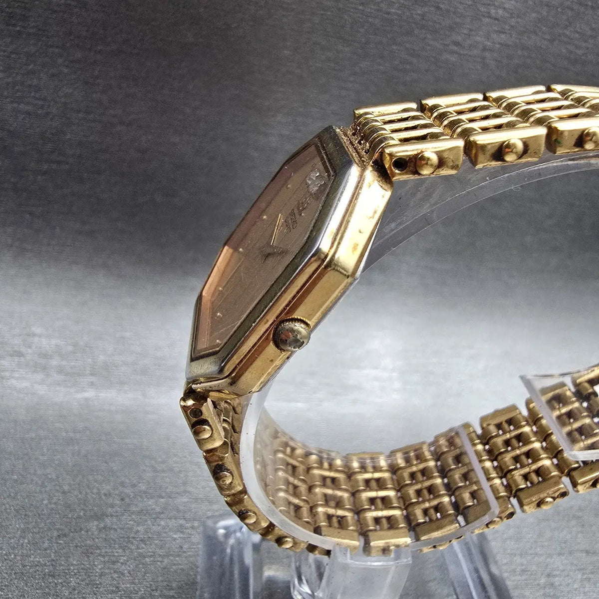 Seiko Watch Men 28mm Gold Dial Gold Tone Octagon 5P30-5040 New Battery Vintage2
