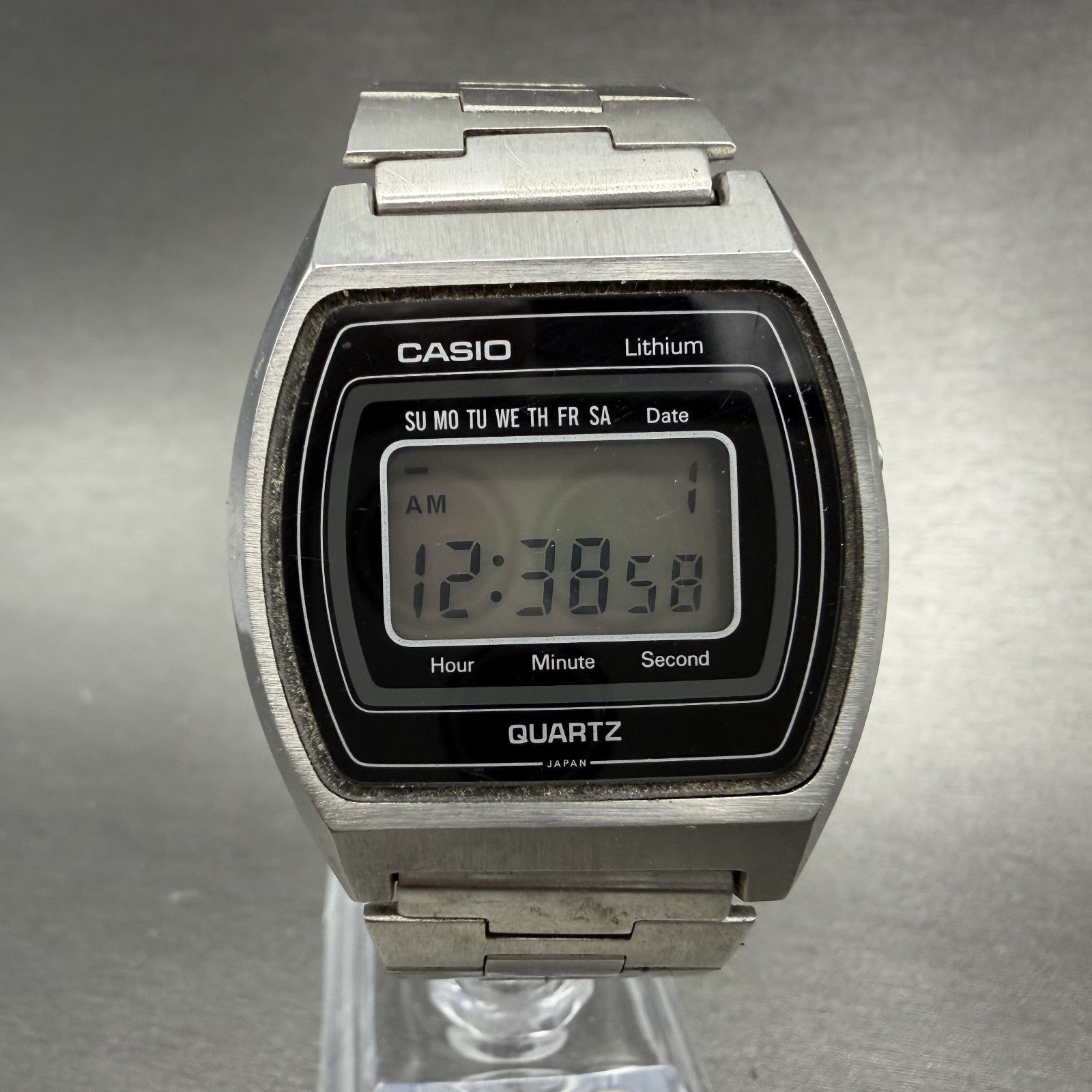 Casio 58 S005 Watch Men 36mm Digital Silver Tone Daydate New Battery Vintage0