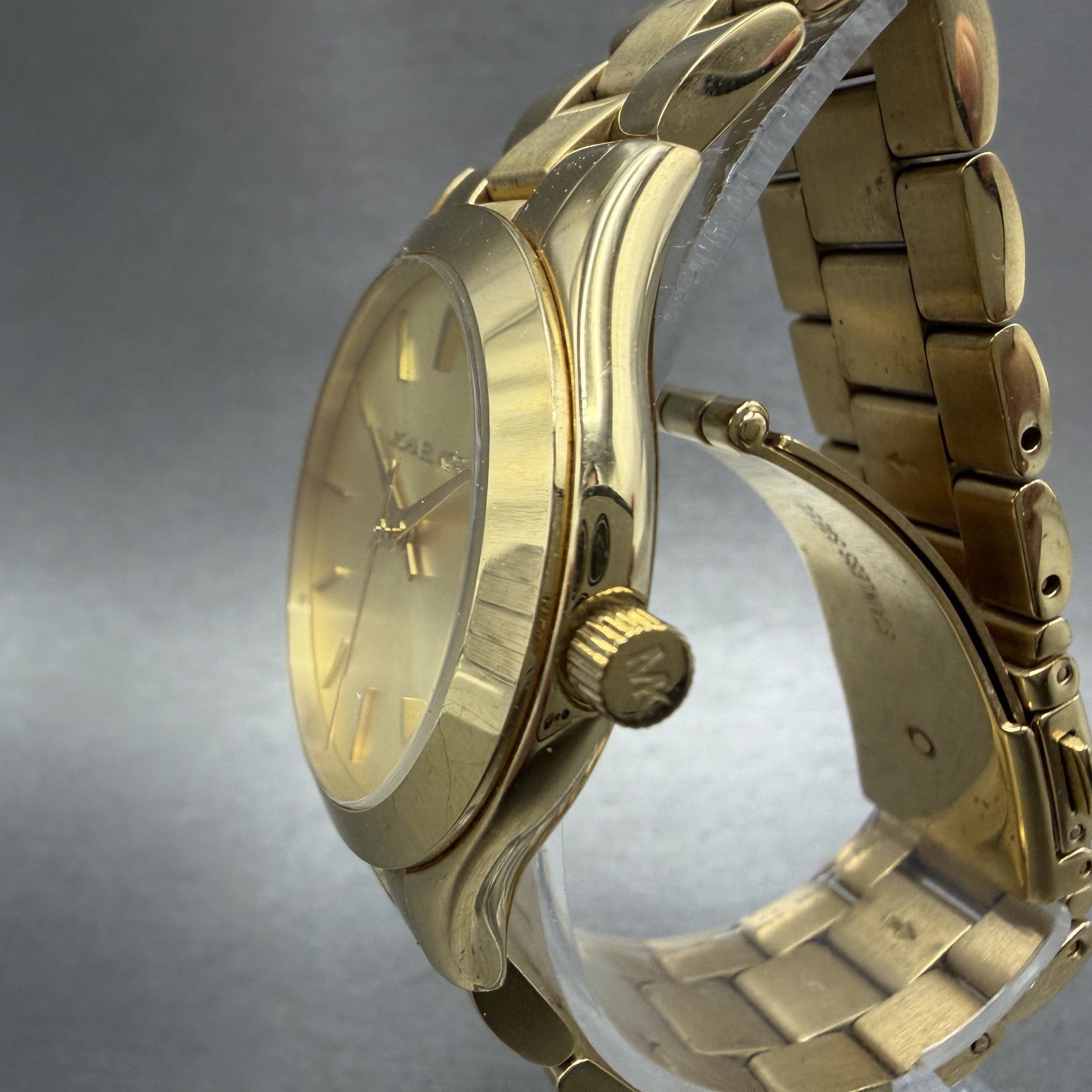 Michael Kors Slim Runway Watch Women 34mm Gold Dial Gold Tone Round New Battery2