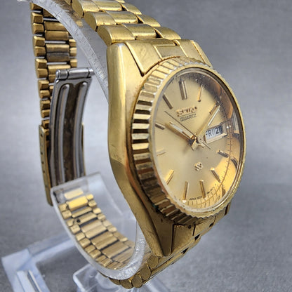 Seiko SQ Watch Women 24mm Champagne Dial Gold Tone Daydate 3e230a69 New Battery3
