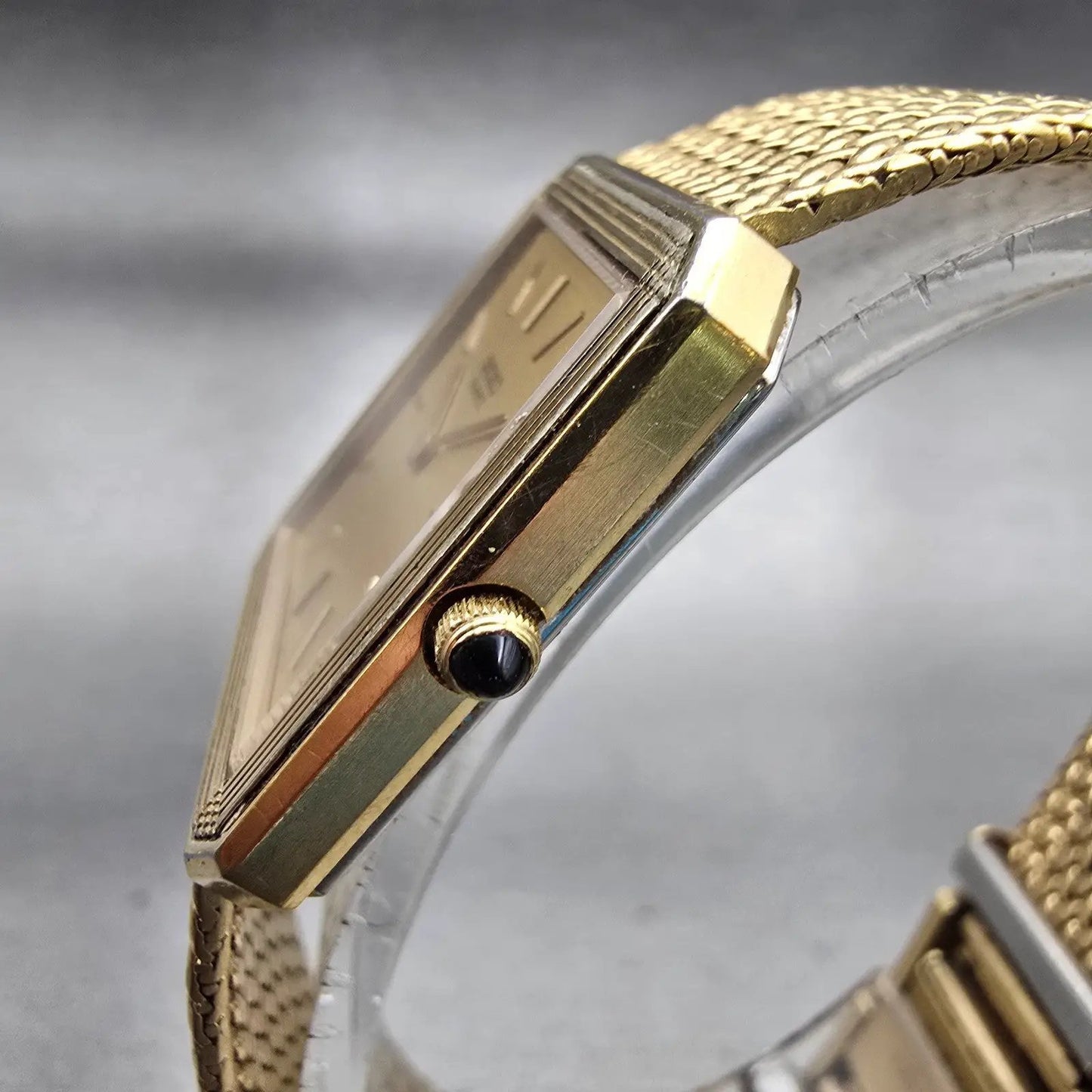 Seiko Watch Men 26mm Gold Dial Gold Tone Rectangle 6020-5339 New Battery Vintage2