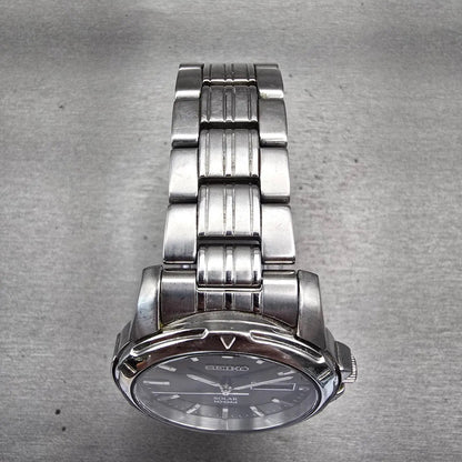 Seiko Solar Watch Men 39mm Black Dial Silver Tone Daydate Round V158-0AD0 Works4