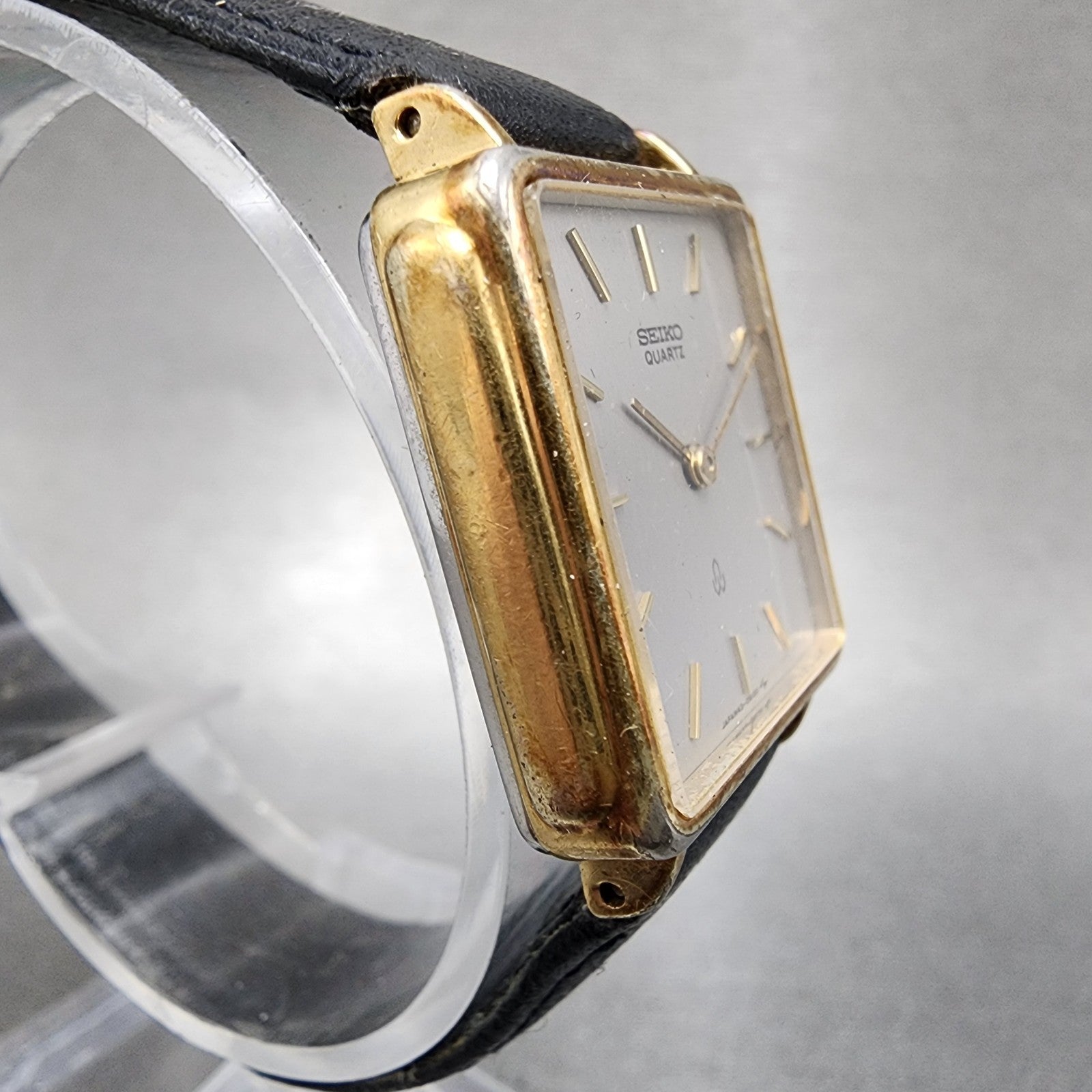 Seiko Watch Women 24mm Gray Dial Gold Tone Rectangle 433350 New Battery3