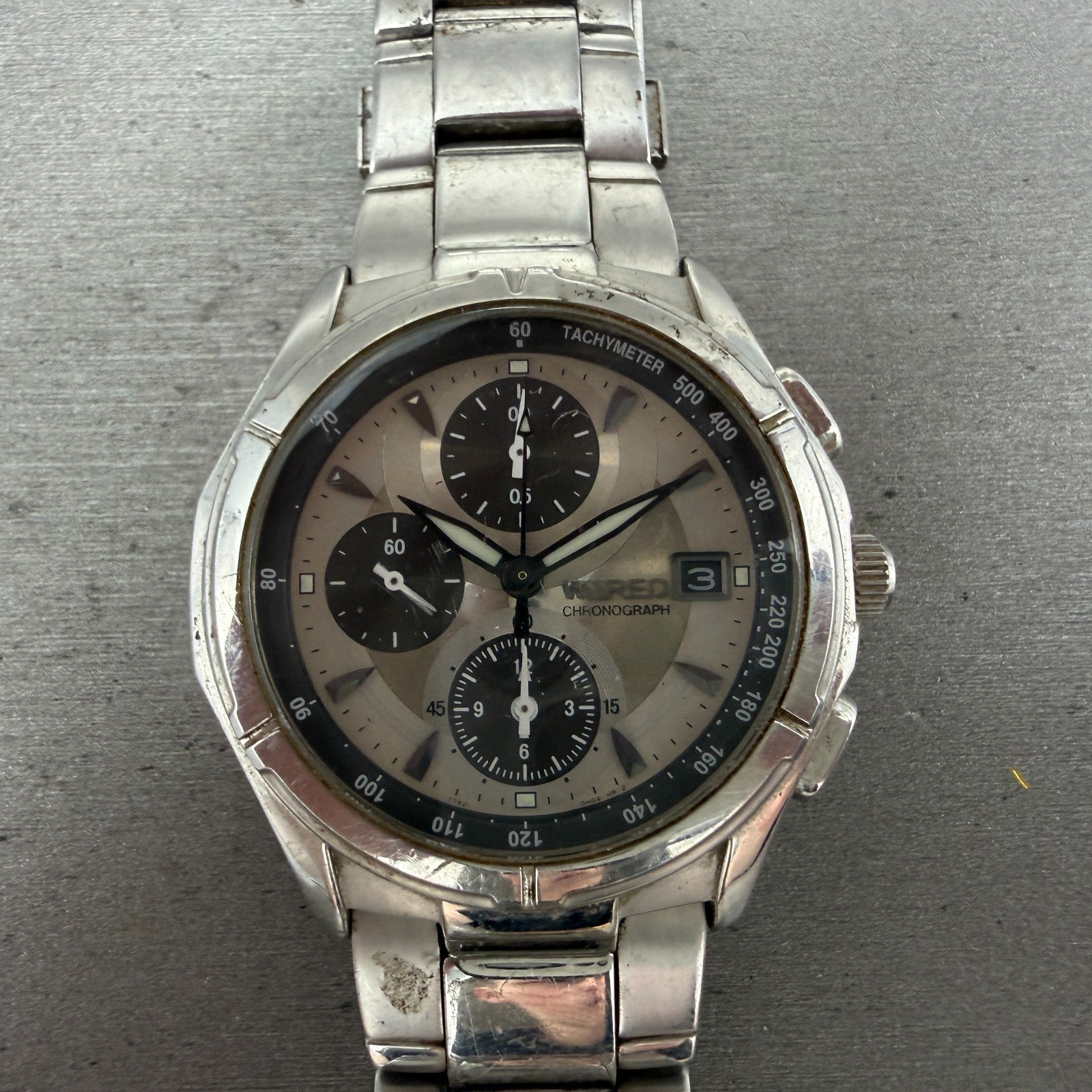Seiko Wired Chronograph Watch Men 40mm Silver Dial Silver Tone Date BROKEN BAND0