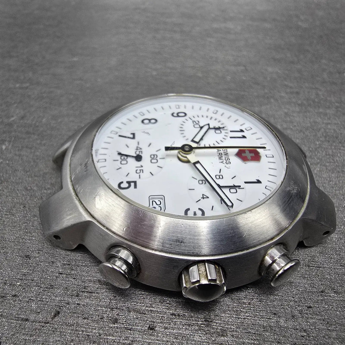 Victorinox Swiss Army Maverick chronograph Watch Men 42mm White Dial Steel Works5