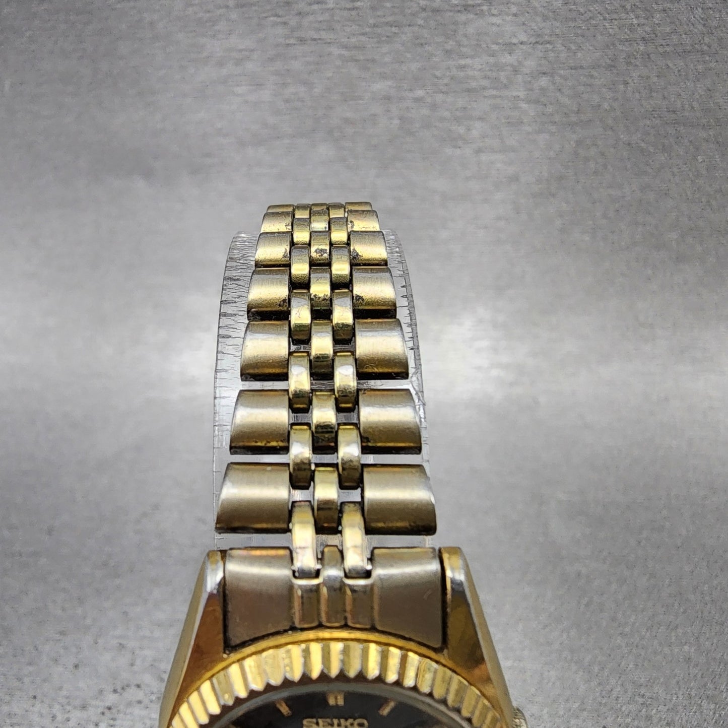 Seiko Watch Women 24mm Black Tone Gold Tone Daydate Round 7n830049 New Battery4