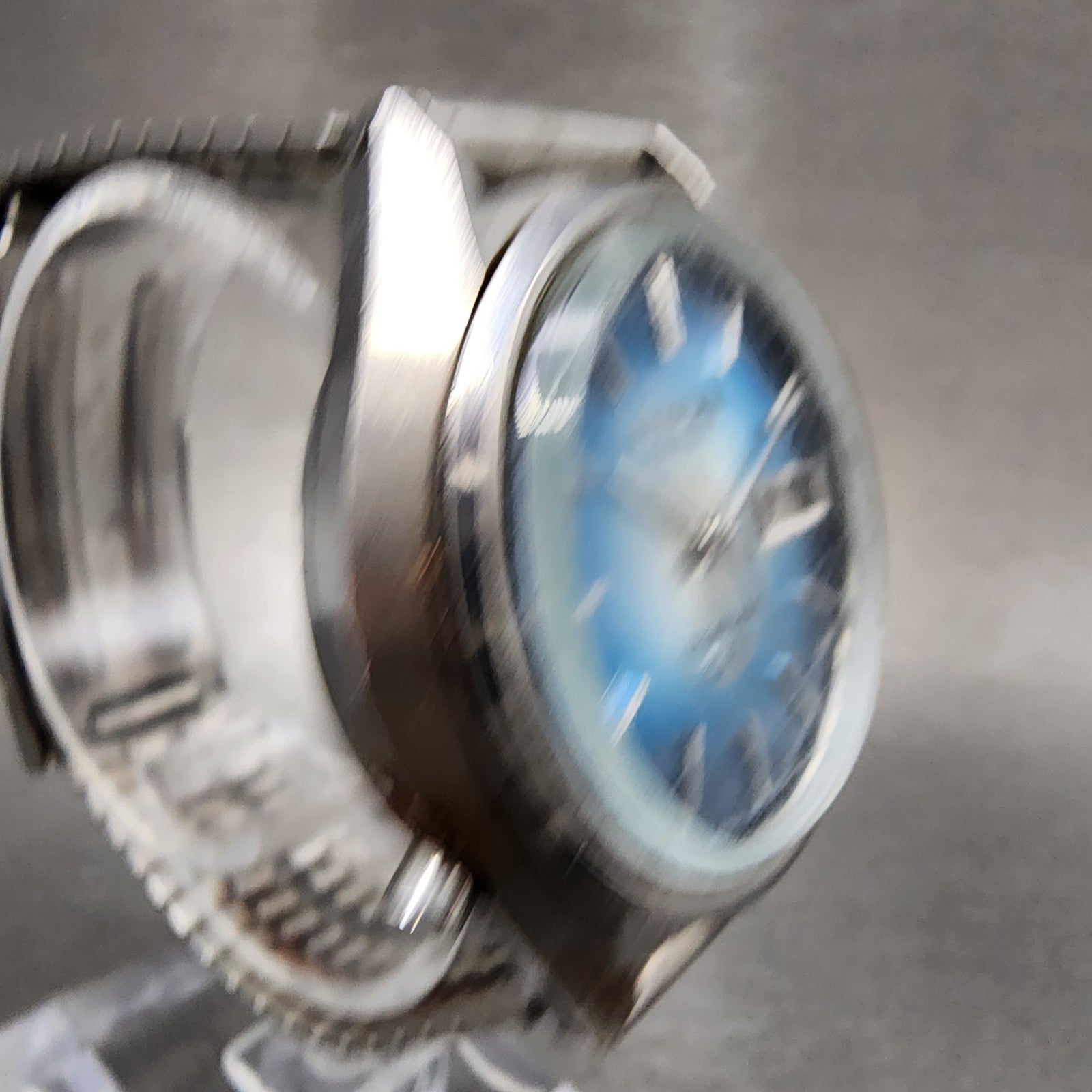 Citizen Electronic Cosmotron Watch Men 37mm Blue Dial Steel Daydate New Battery3