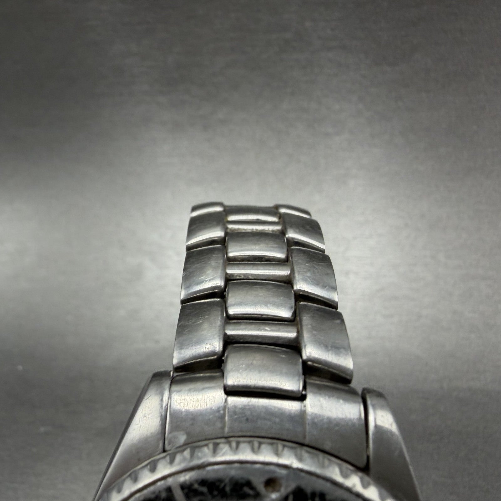 Junghans Dive Watch Men 41mm Black Dial Silver Tone Date Round 41/4062 104 PARTS5