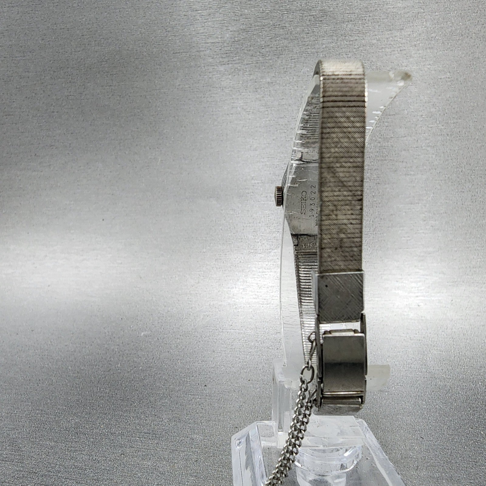 Seiko Watch Women 15mm Silver Dial Silver Tone Manual Oval 11207000 Runs7