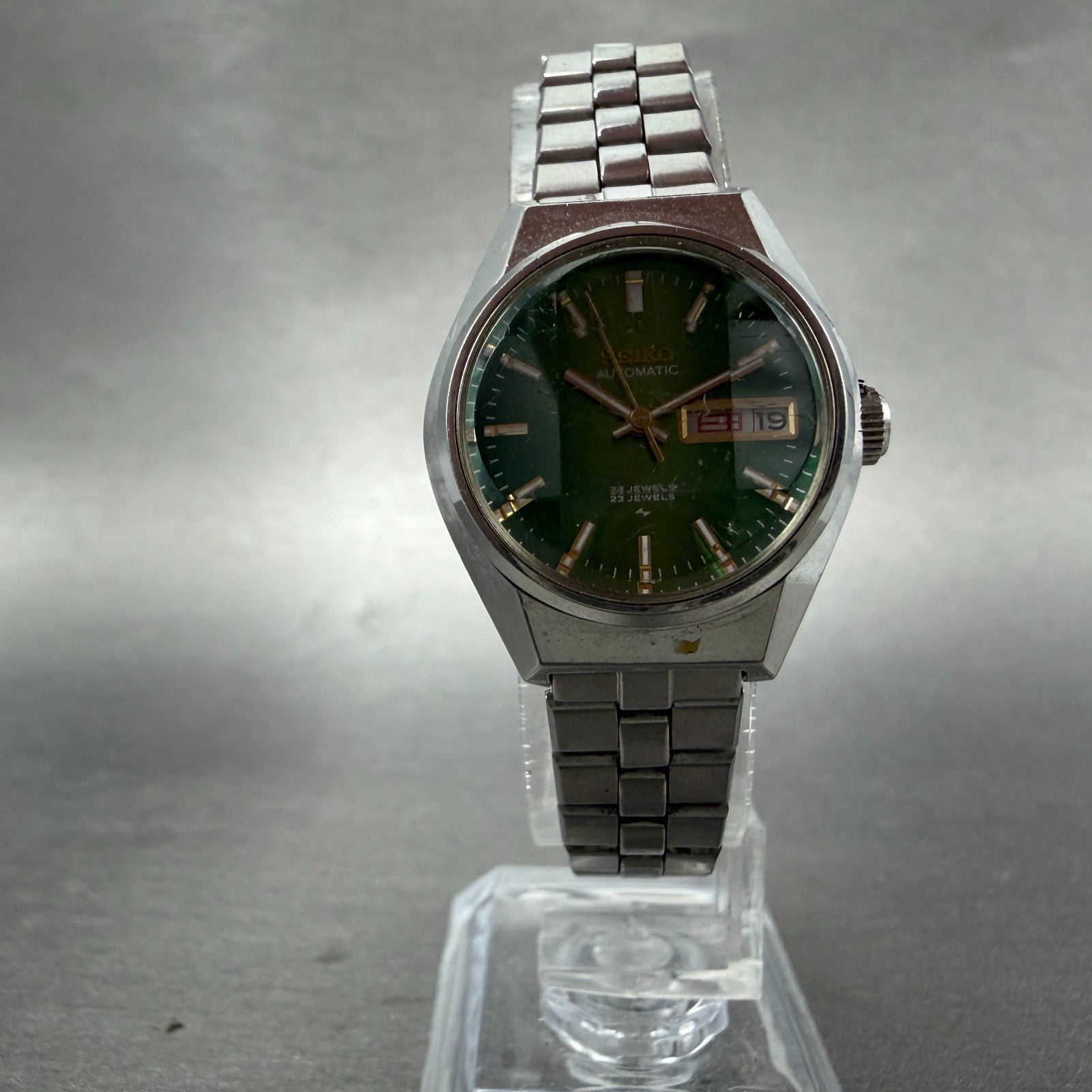 Seiko Automatic Watch Women 25mm Green Dial Silver Tone Daydate 2206-0410 Runs 35