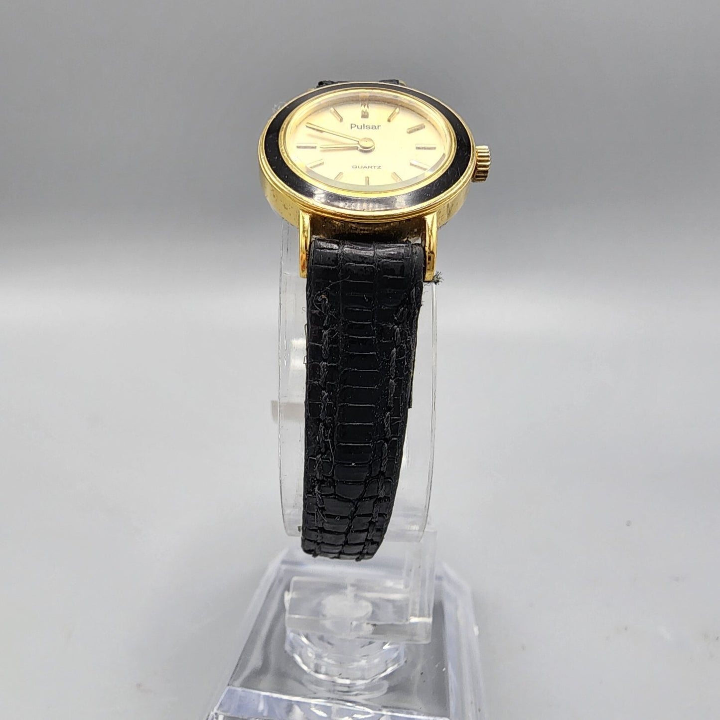 VTG Pulsar Watch Women Gold Tone Round 22mm Leather Band Y480-0540 New Battery