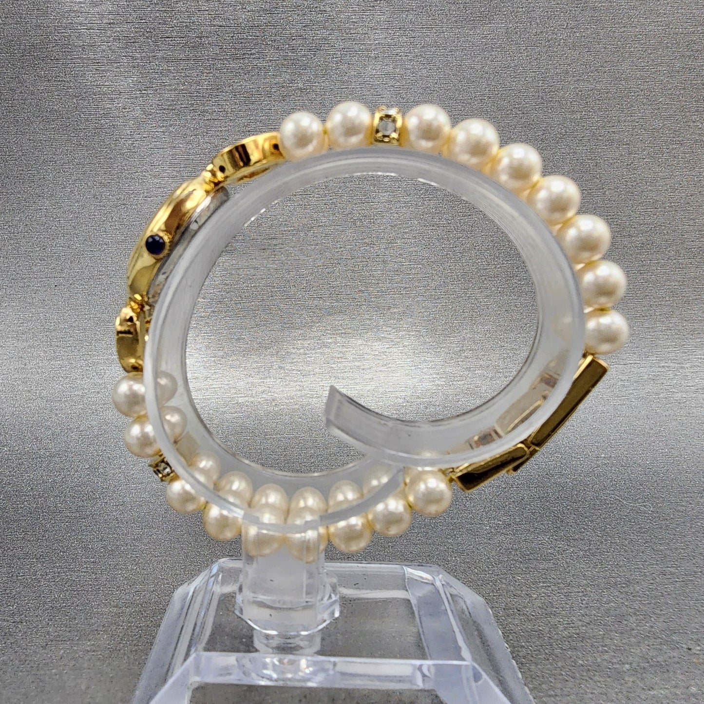 Avon Watch Women 18mm Silver Dial Gold Tone Oval Crystal Accents New Battery6