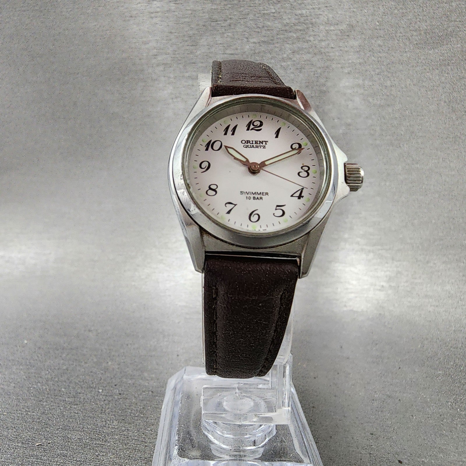 Orient Swimmer Watch Women 27mm White Dial Silver Tone Round New Battery VTG5