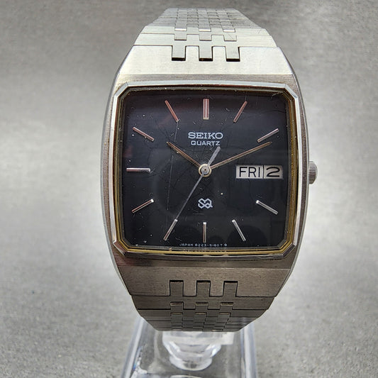 Seiko SQ Tank Watch Men 31mm Black Dial Silver Tone Daydate 82235169 NewBattery0