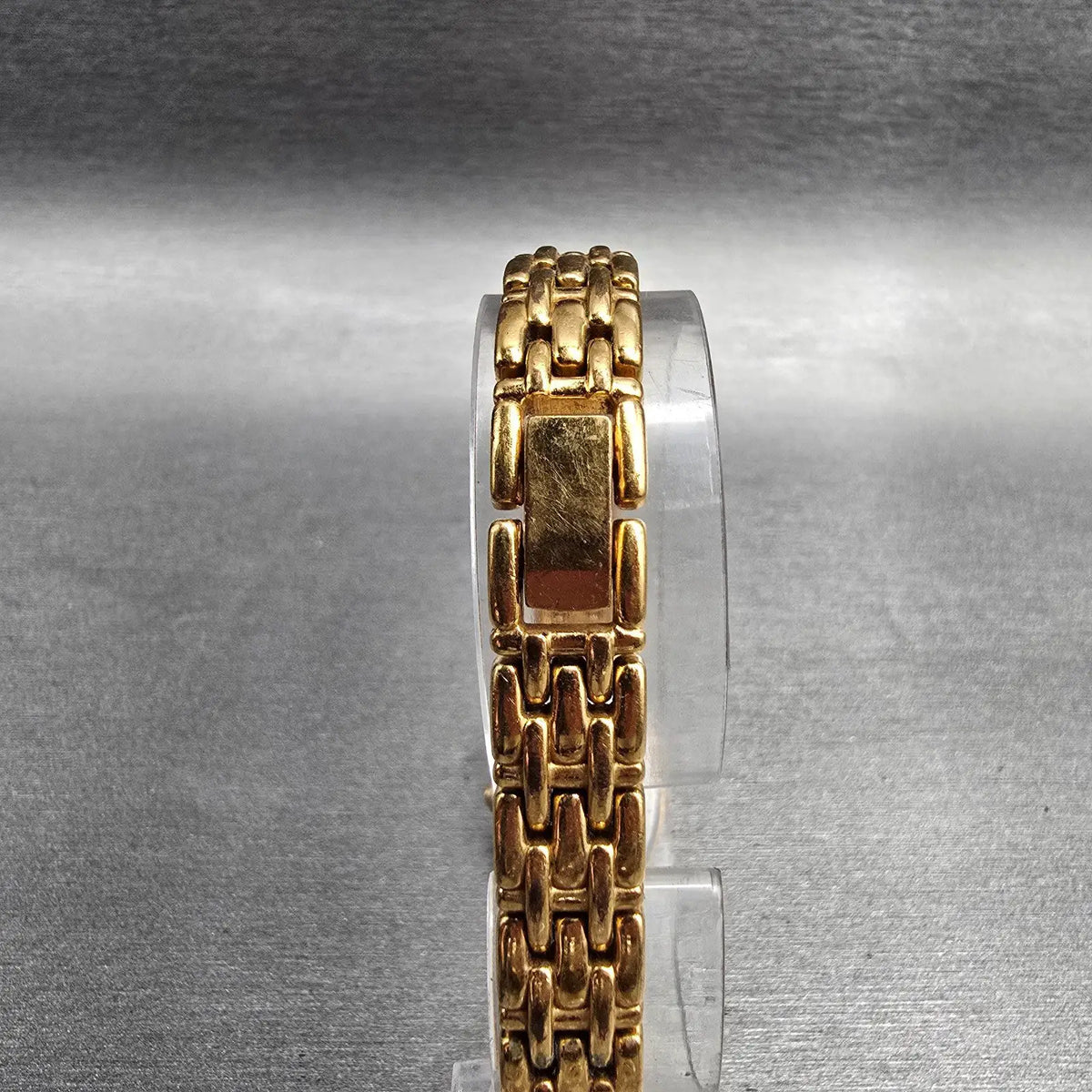 Seiko Watch Women 17mm White Dial Gold Tone Oval V400-1019 New Battery Vintage7