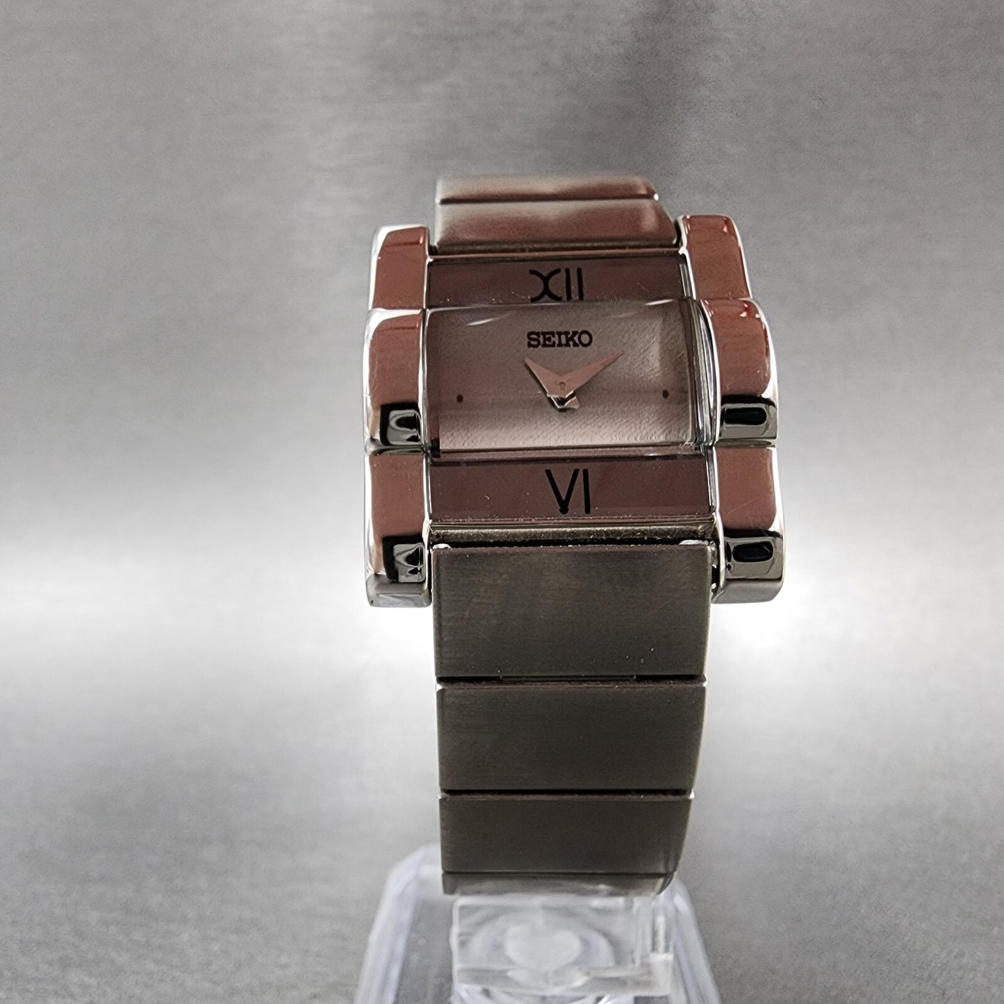 Seiko Watch Women 24mm Silver Dial Silver Tone Rectangle 4N007059 New battery5