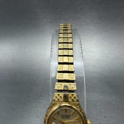 Citizen Watch Women 17mm Champagne Dial Gold Tone Oval 5920-S056331 New Batt VJG4