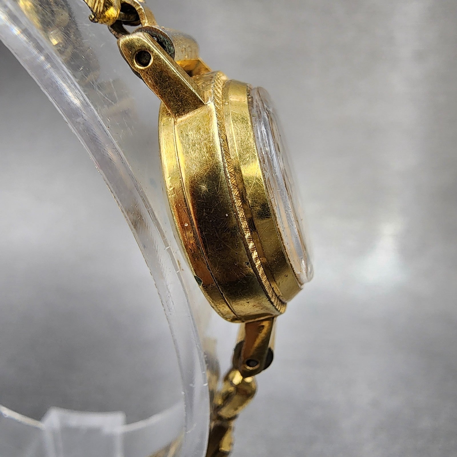 Seiko Angel Watch Women 20mm Cream Dial Gold Plated Manual Wind 10040090 Runs3