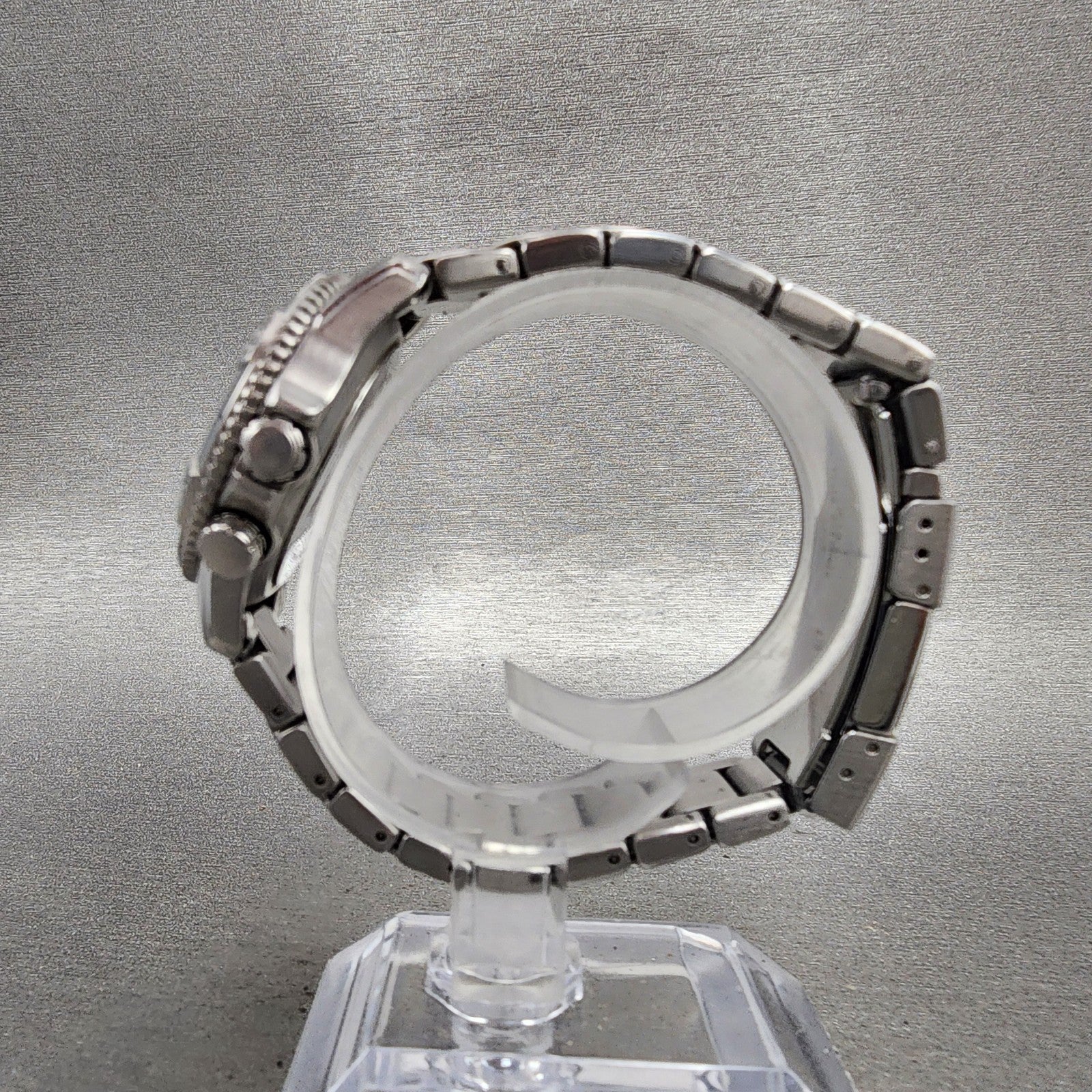 Eddie Bauer Watch Women 32mm Gray Dial Silver Tone Date Alarm Round New Battery6
