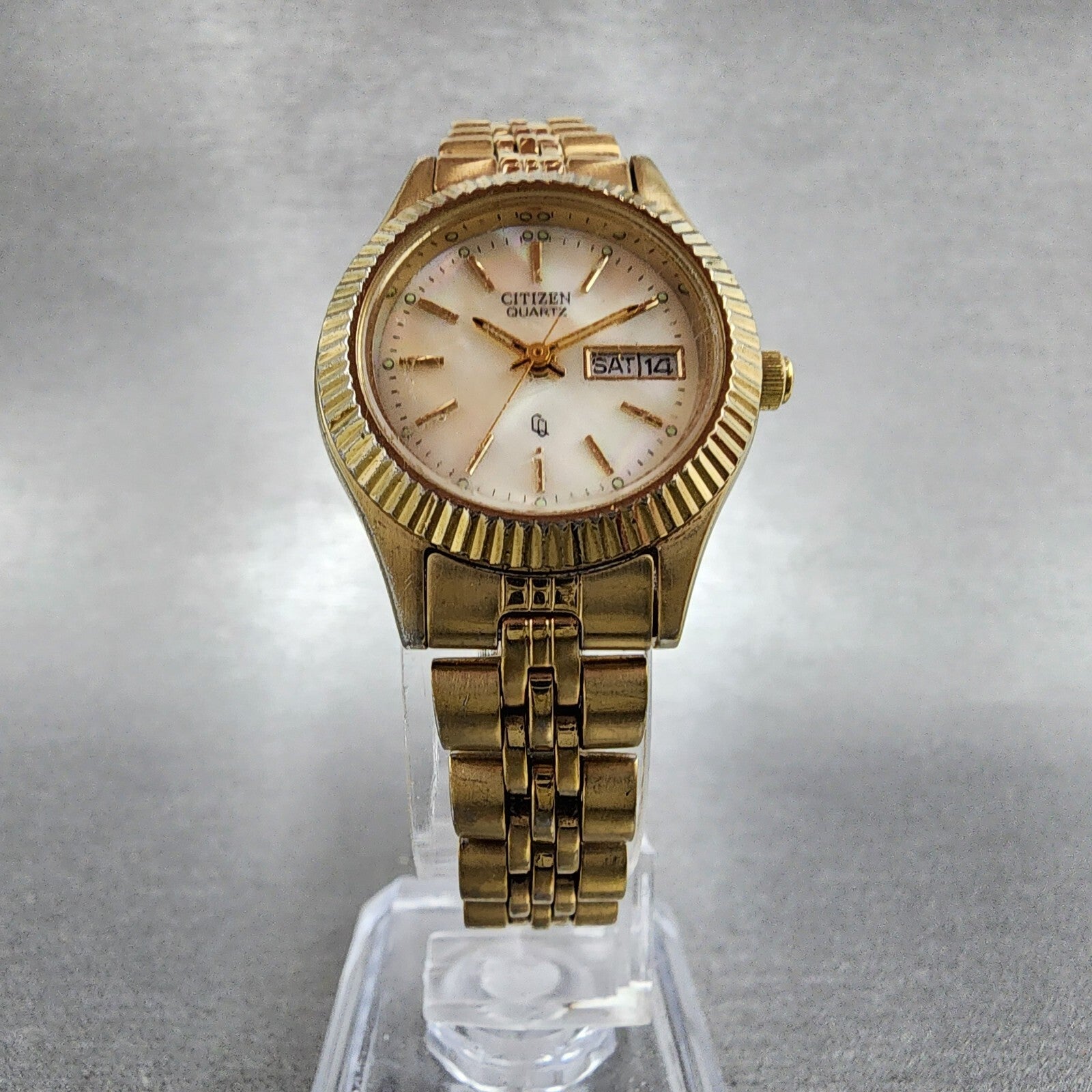 Citizen CQ President Watch Women 26mm MOP Dial Gold Tone Daydate Round New Batt5