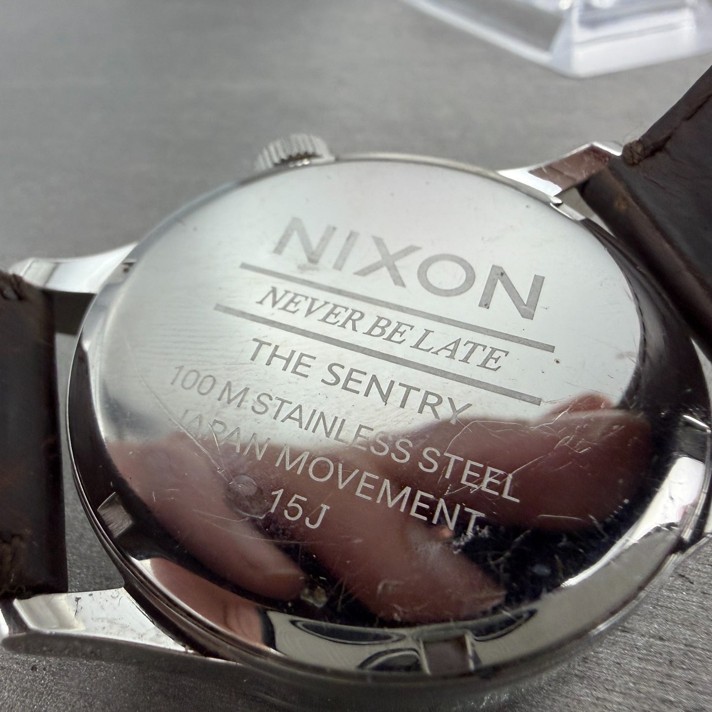 Nixon Sentry Watch Men 42mm Silver Dial Silver Tone Daydate Round New Battery9