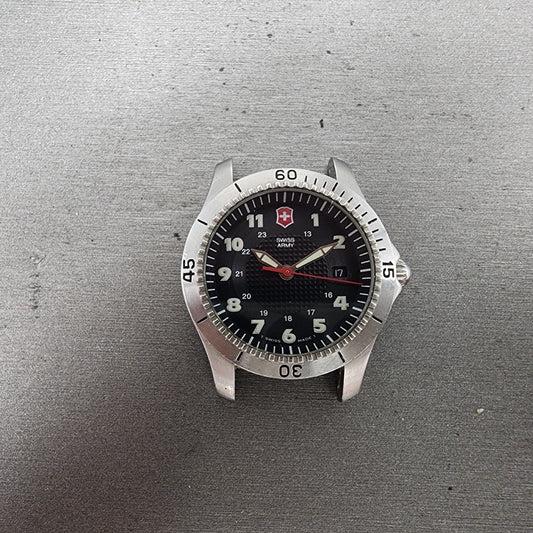 Victorinox Swiss Army Odyssey Watch Women 30mm Black Dial Steel Date New Battery0