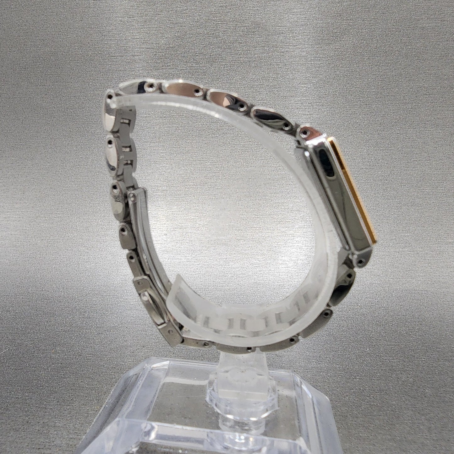 Seiko Solar Tank Watch Women 18mm White Dial Two Tone Rectangle Lukia RunsB8
