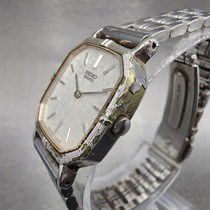 Seiko Watch Women 21mm Silver Dial Silver Tone Rectangle 23205920 New Battery2
