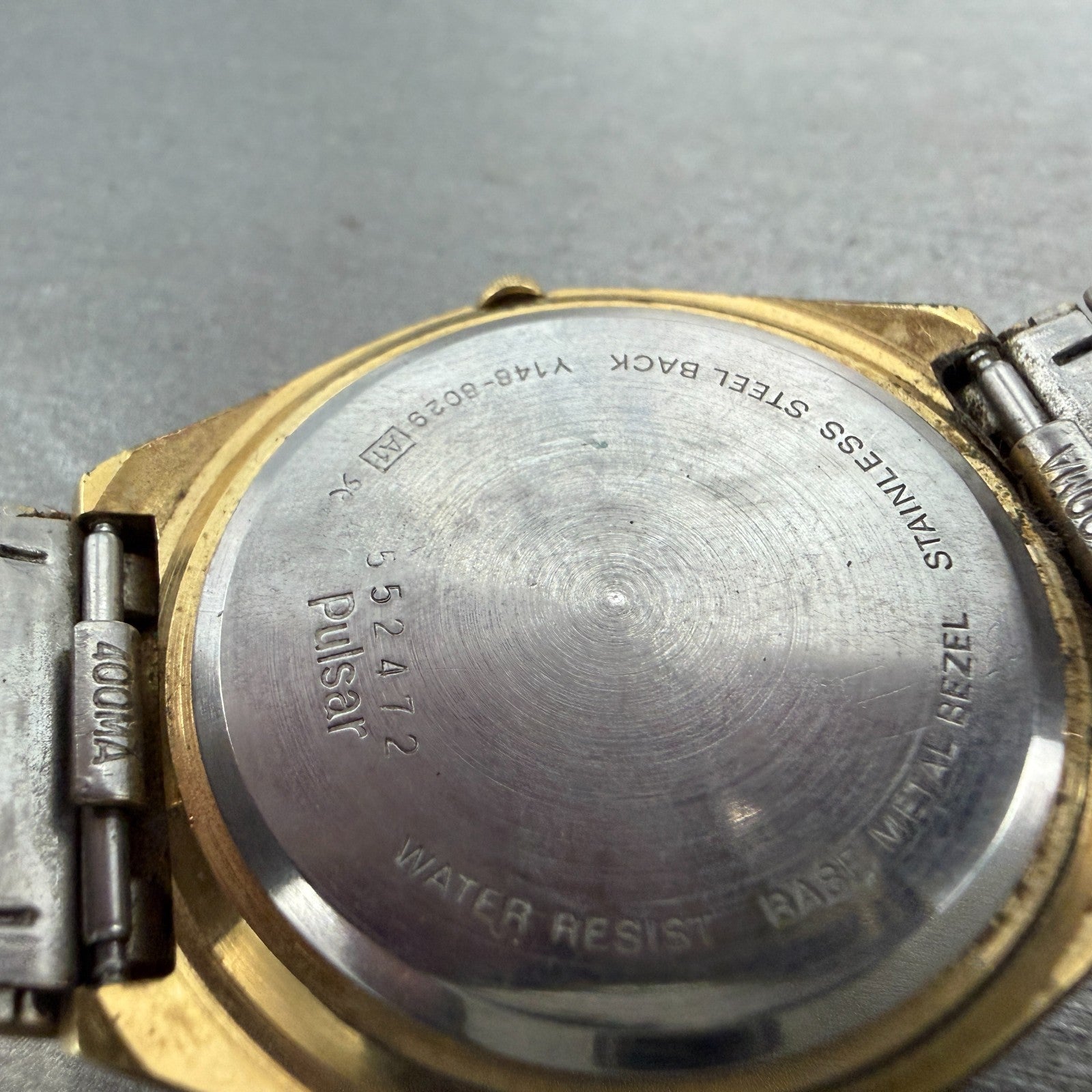 Seiko Pulsar Watch Men 36mm Silver Dial Gold Tone Daydate Y148-8029 New Battery9