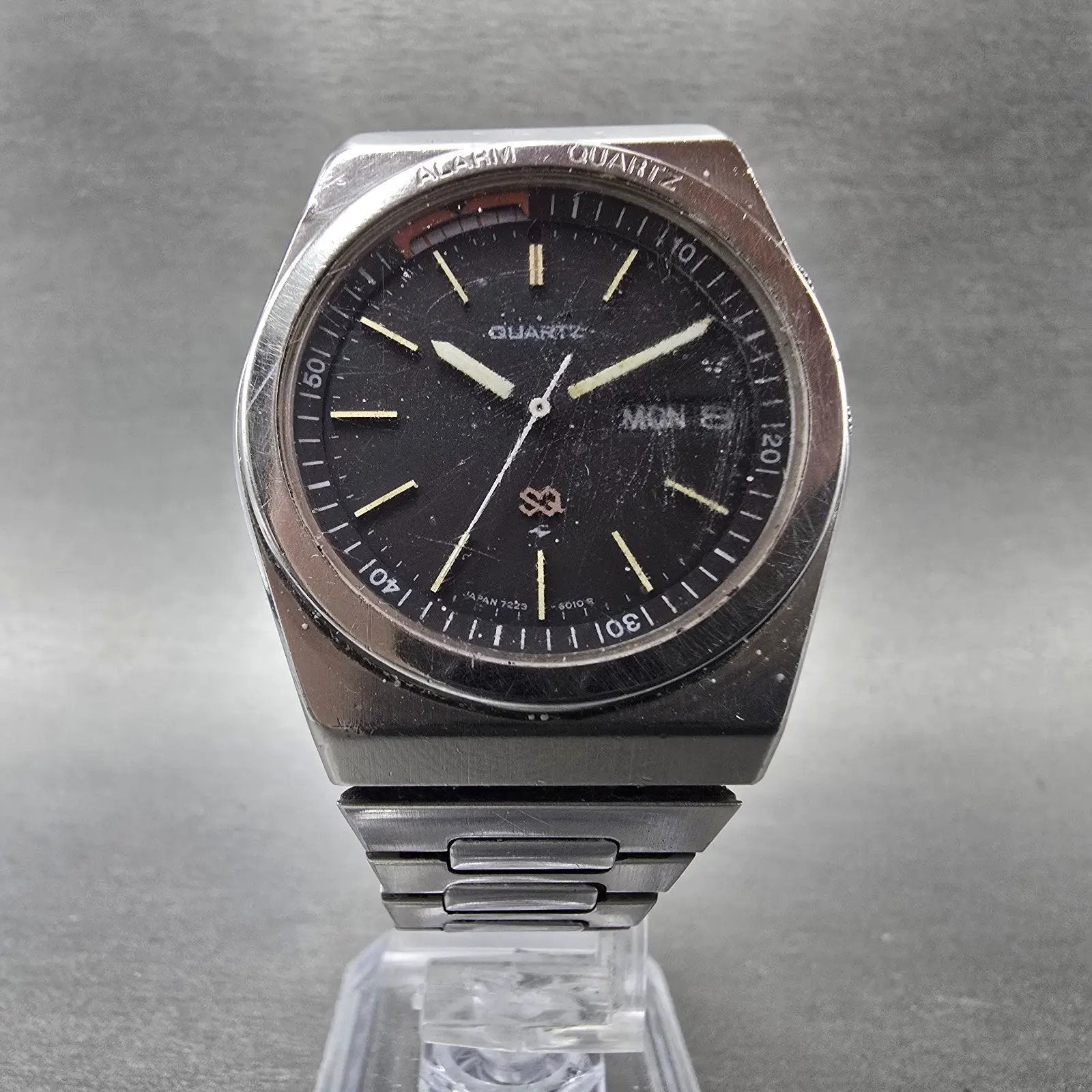 Seiko SQ Alarm Watch Men 36mm Black Dial Silver Tone Daydate 7223-6019 New BattL5