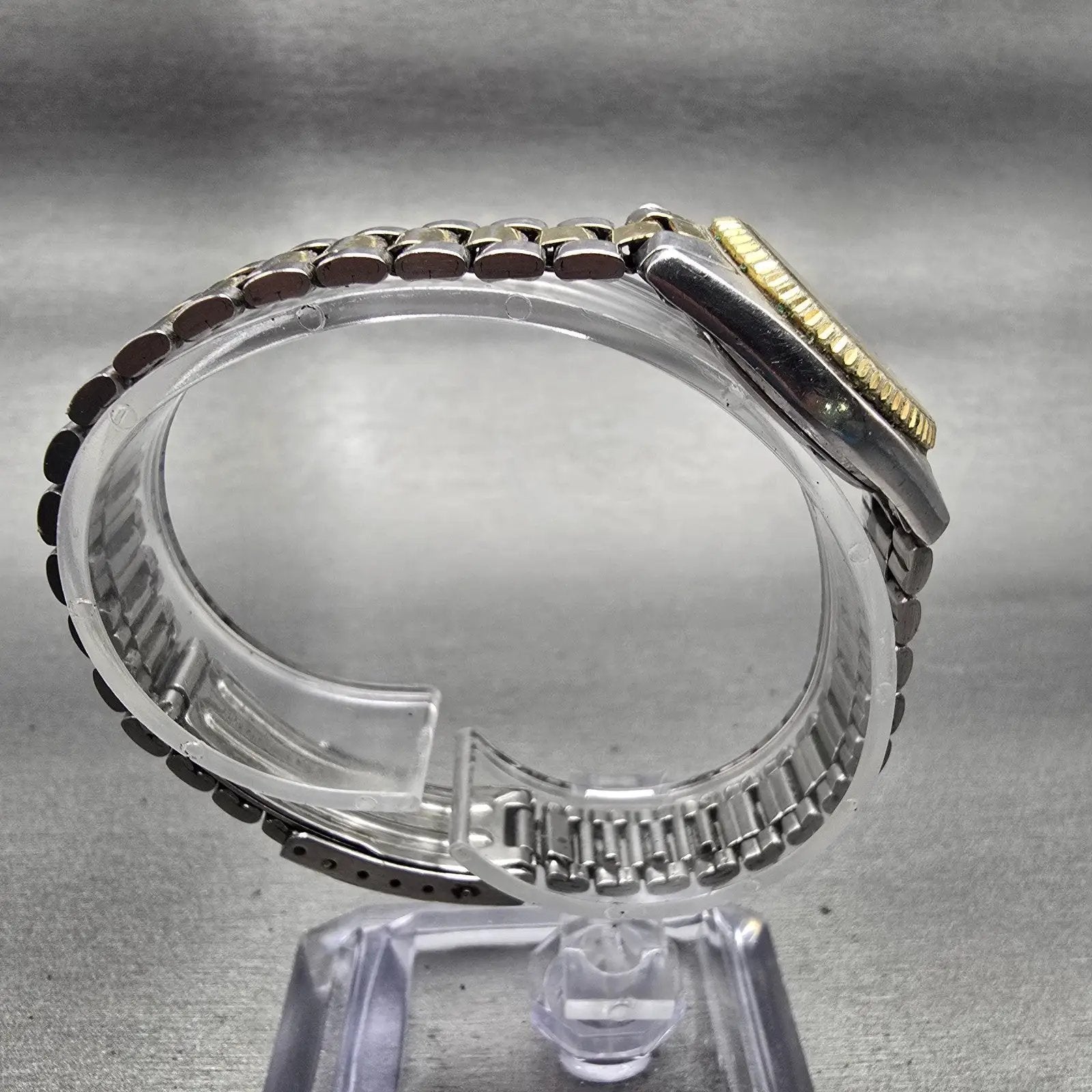 Seiko SQ Watch Women 24mm Silver Dial Two Tone Daydate Round 3E23-0A69 New Batt8