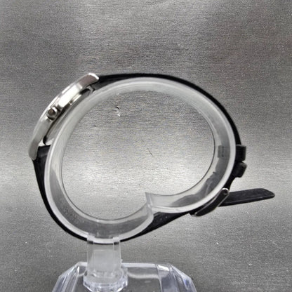 Movado Museum Watch Women 28mm Black Dial Silver Tone 84-E4-0823 New Battery6