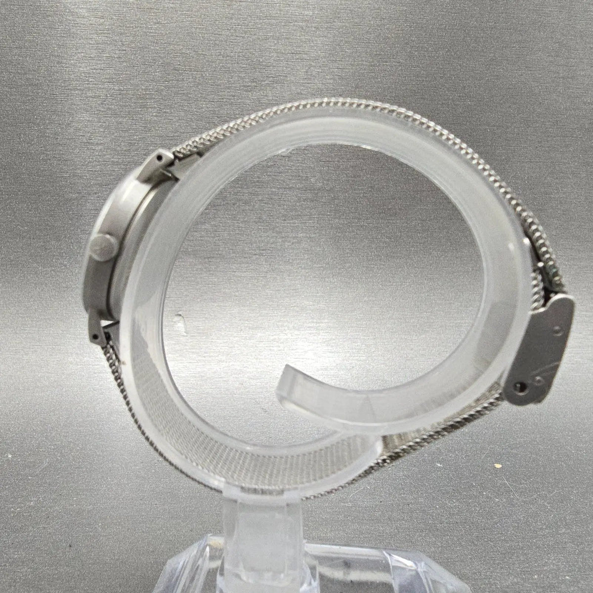 Calvin Klein Watch Women 28mm Silver Dial Steel Round K1313 Mesh Band New Batt6