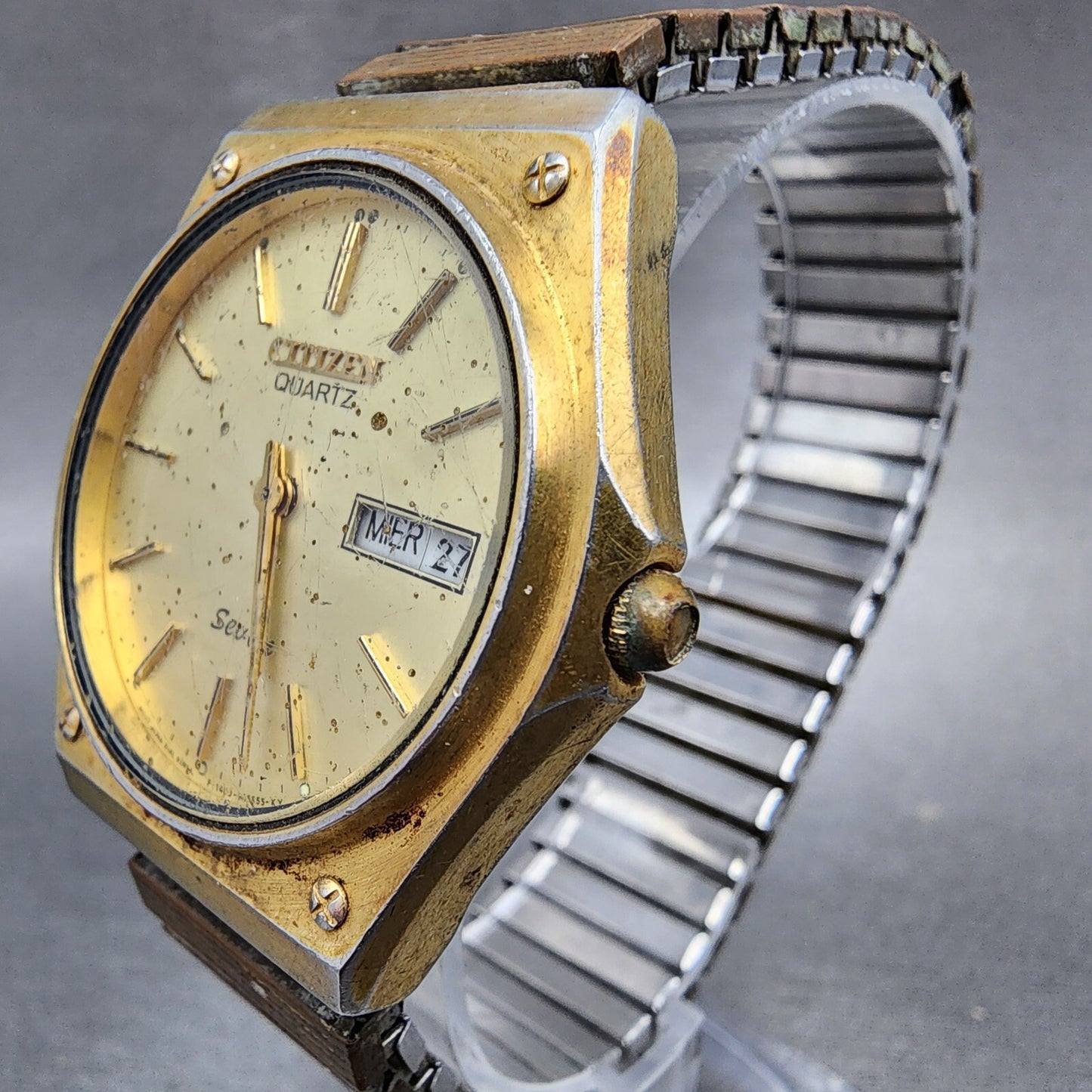 Citizen Seven Watch Men 35mm Champange Dial Gold Tone Daydate 1400-282949 PARTS