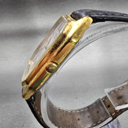 Seiko Pulsar Watch Men 28mm White Dial Gold Tone Date V532-5A90 New Battery VTG2