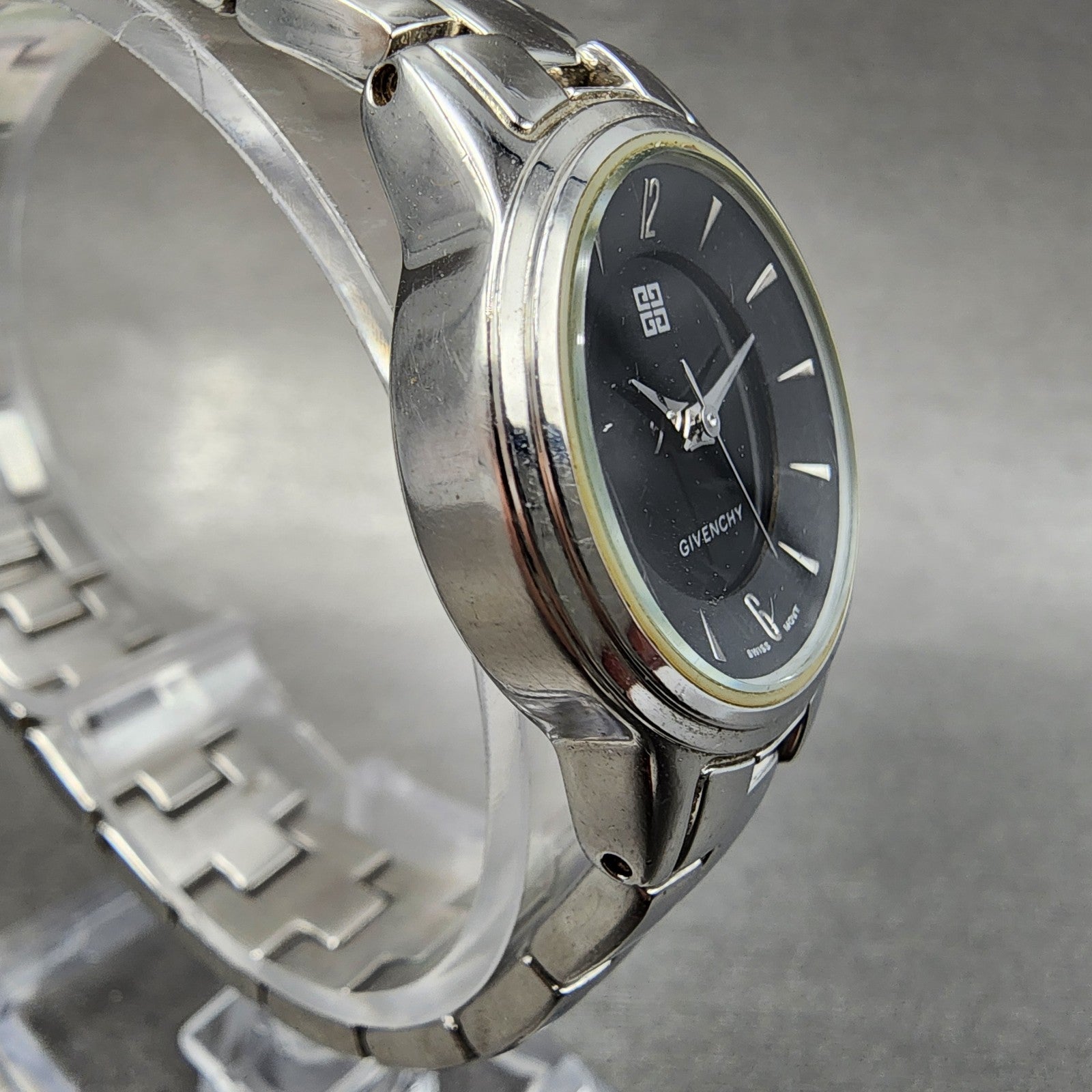 Givenchy Watch Women 24mm Black Dial Stainless Steel Round New Battery3