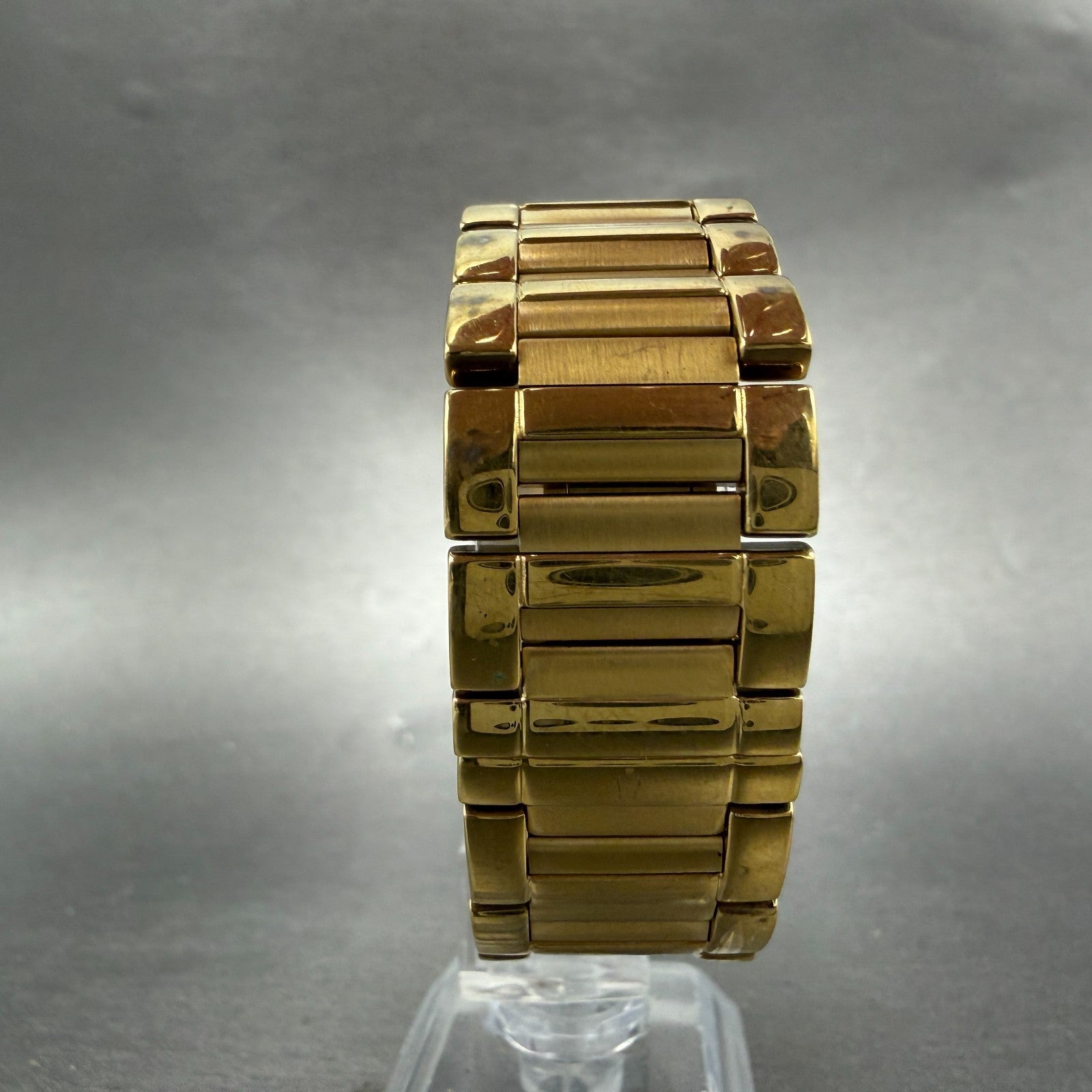 Bulova Tank Watch Men 27mm Black Dial Gold Tone Rectangle 97F50 New battery8