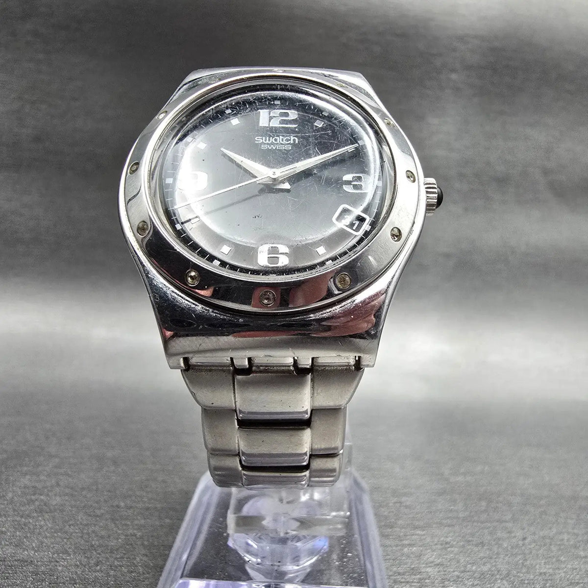 Swatch Her Tender Black Watch Women 33mm Black Dial Silver Tone YLS433G New Batt5