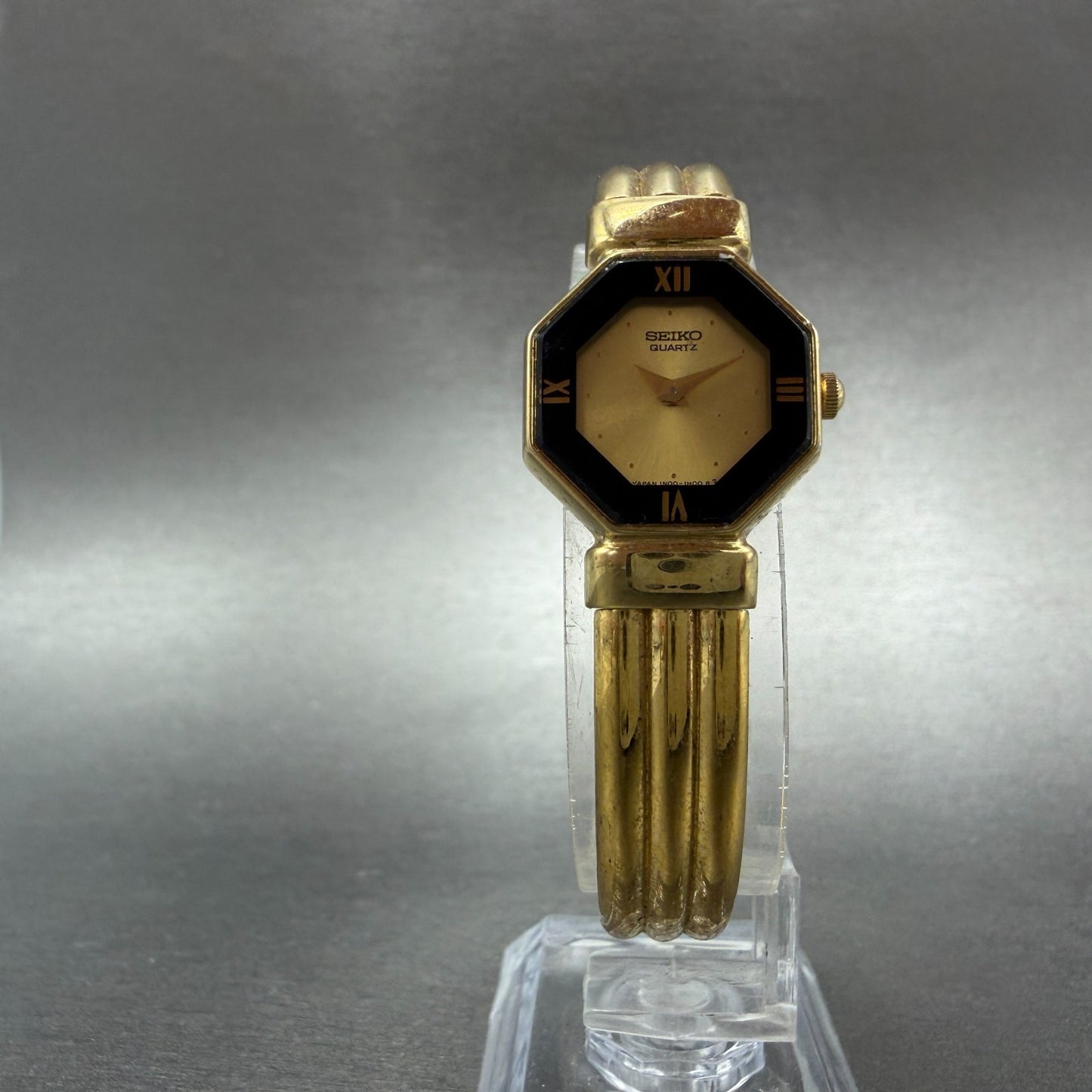 Seiko Watch Women 19mm Champagne Dial Gold Tone Octagon 1N00-5E49 New Battery5