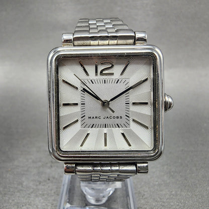 Marc Jacobs Watch Women 30mm White Dial Silver Tone Square MJ3461  New Battery0