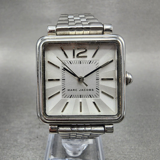 Marc Jacobs Watch Women 30mm White Dial Silver Tone Square MJ3461  New Battery0