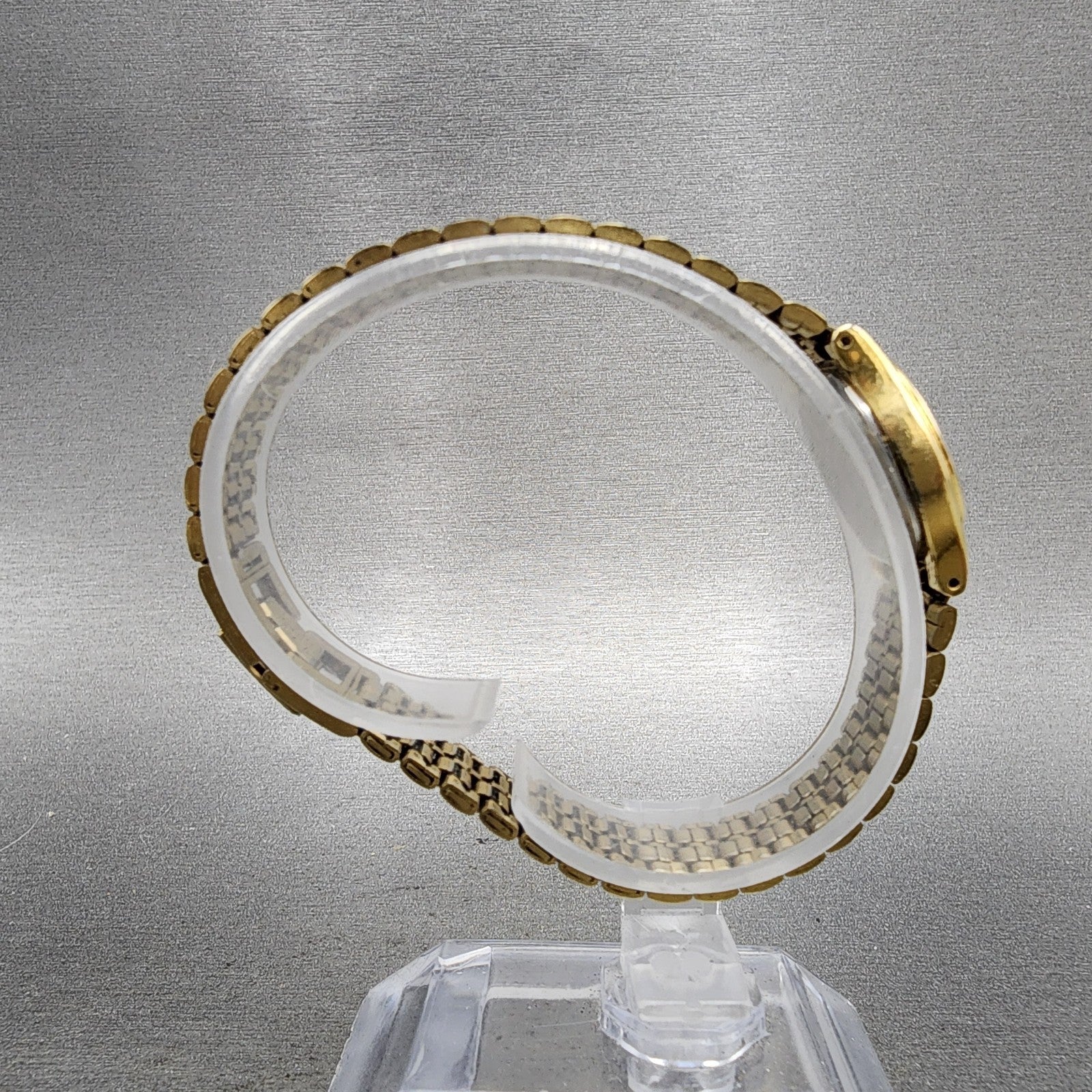 Seiko Watch Women 18mm White Dial Gold Tone Oval V4015109 New Battery VTG8